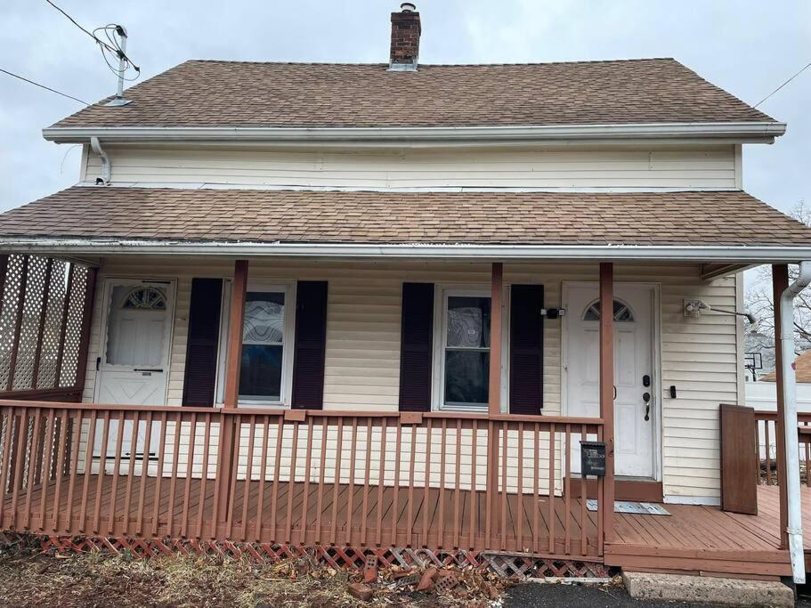 Comfortable Home Away From Home East Hartford Eksteriør bilde